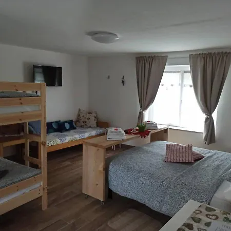 Pensionat Ai Crocus 3*